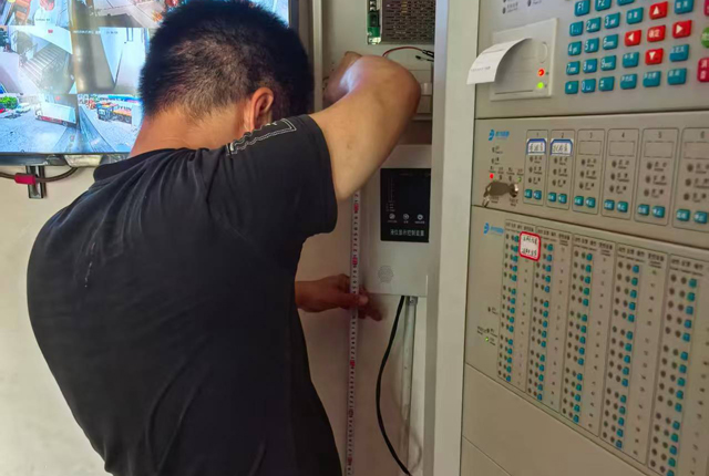 写字楼安装三水一电需要更换消防主机吗？